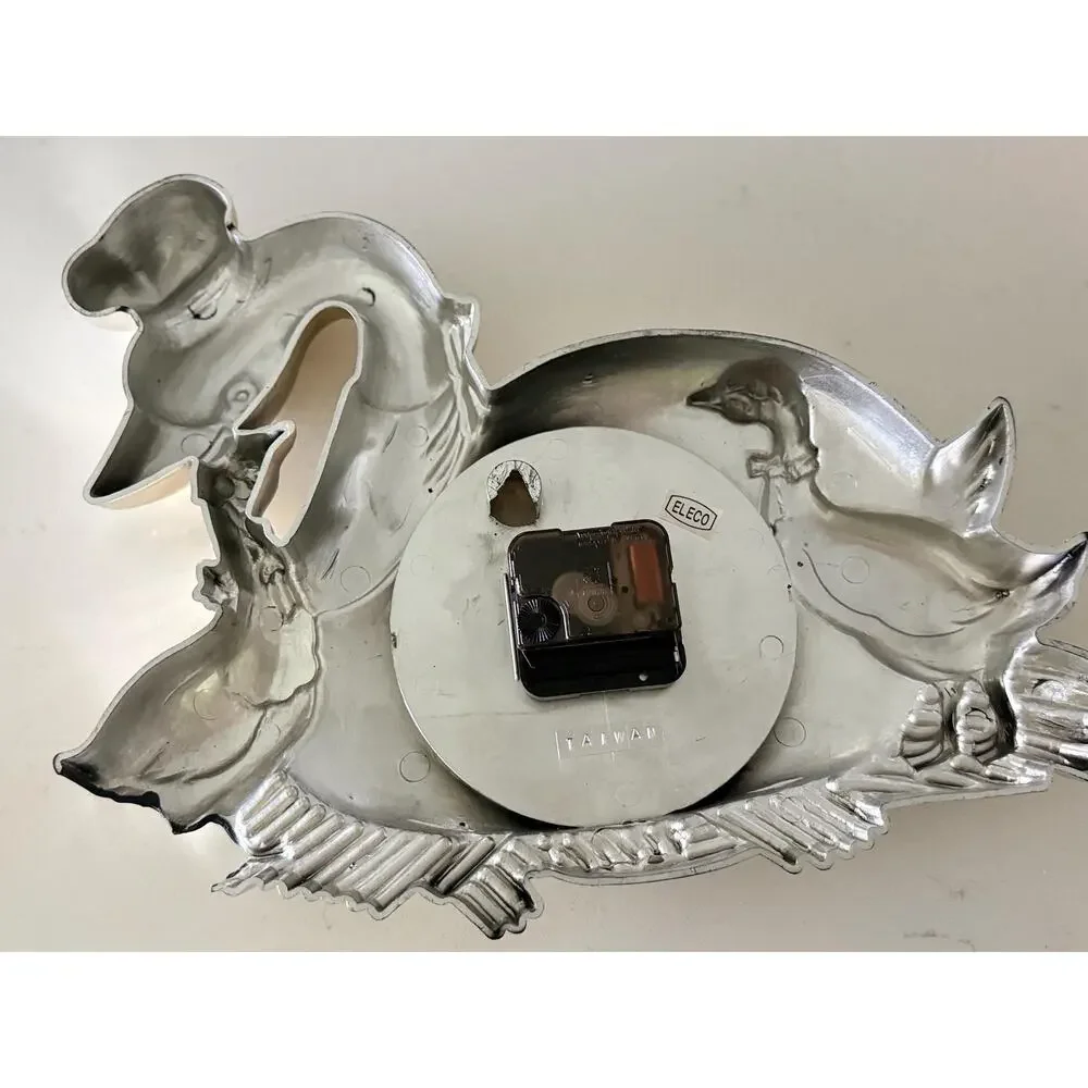 Vintage Kitsch Swan Wall Clock | Silver Tone Quartz Clock Working